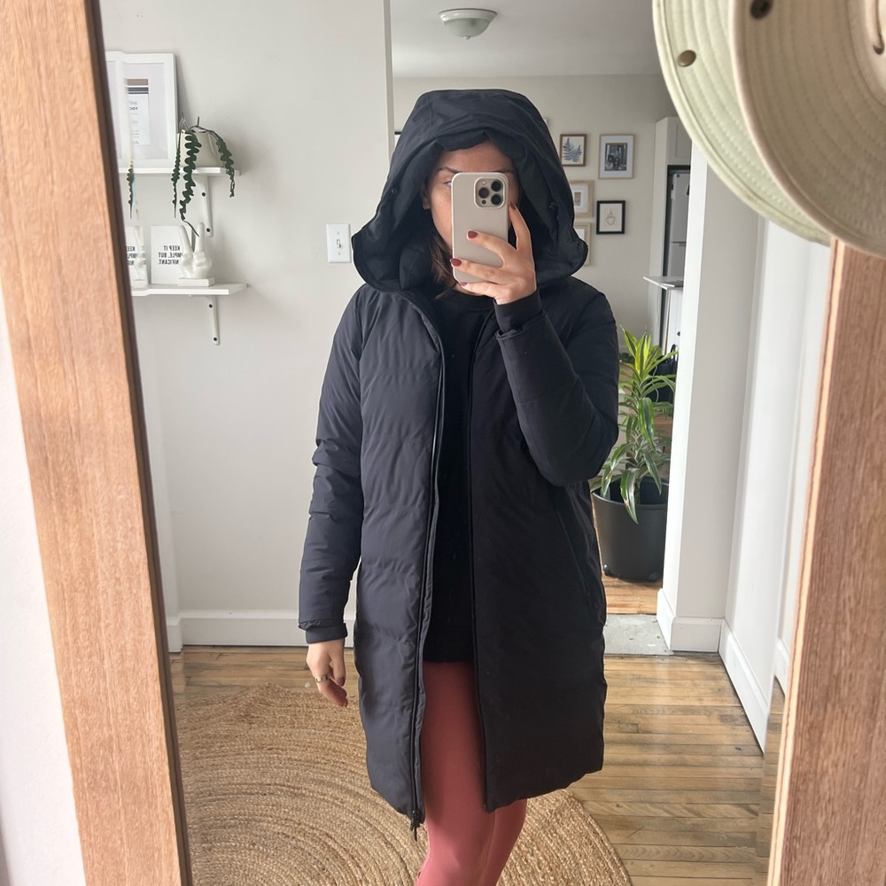 Lululemon Black Parka size 6